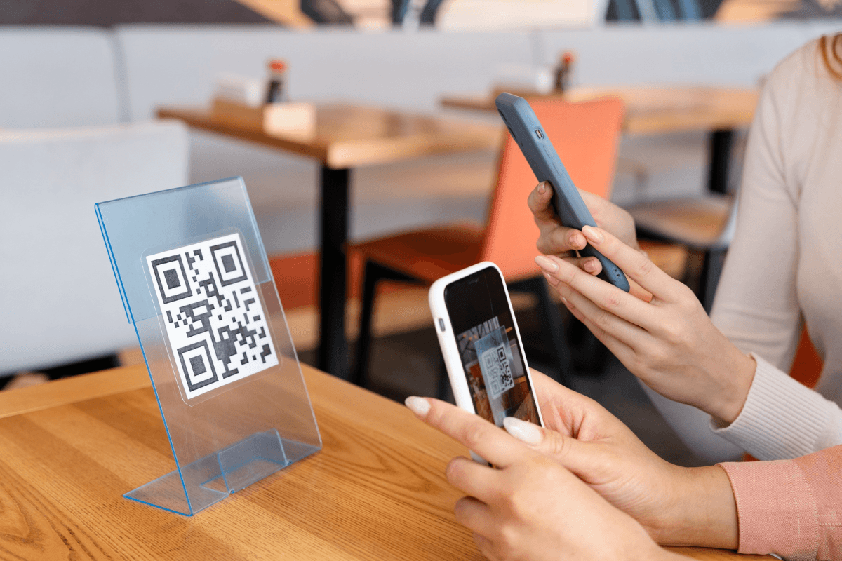 No-App Tipping for Hotels: How QR Codes Make Guest Gratuities Faster and Easier