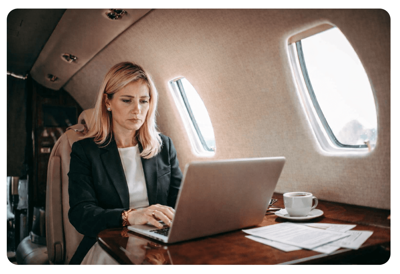 The Ultimate Buyer’s Guide to Hotel Guest Experience Software